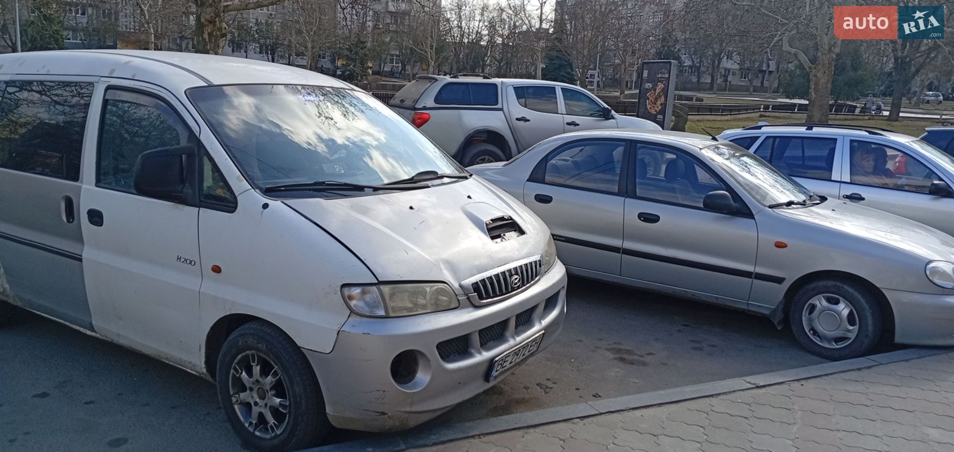 Hyundai H-1 2004 VIN NLJWVH7JP4Z018476 фото оголошення 3 з 4