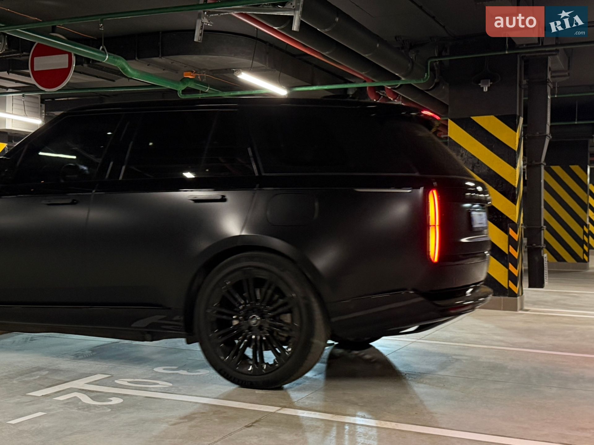 Land Rover Range Rover 2022 VIN SALKA9B49PA030556 фото оголошення 19 з 60