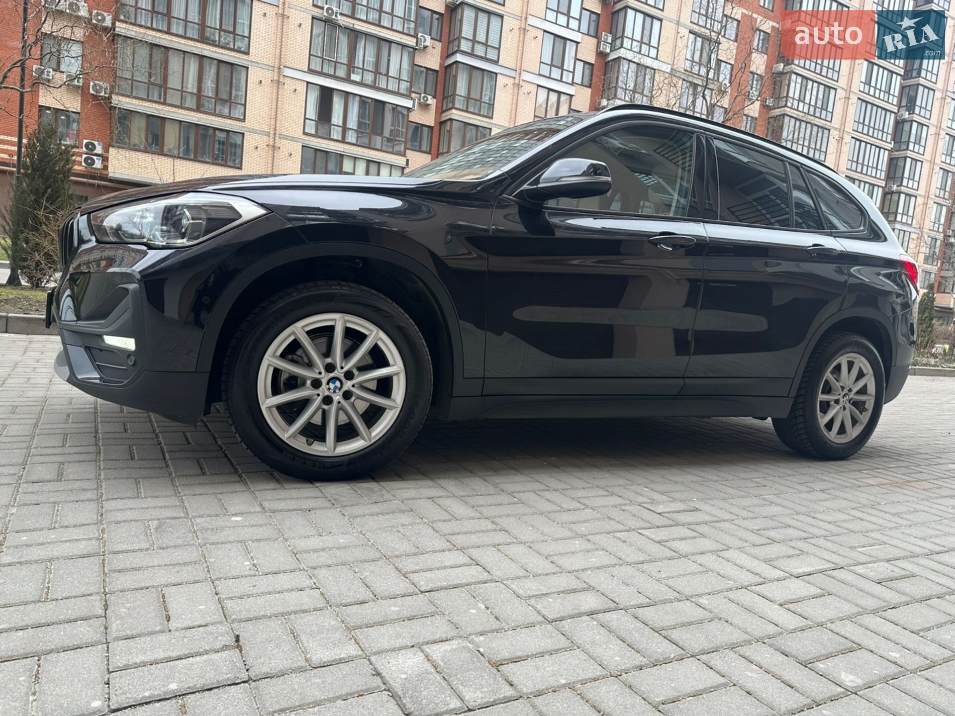 BMW X1 2022 VIN WBA11AD0305V10408 фото оголошення 3 з 57