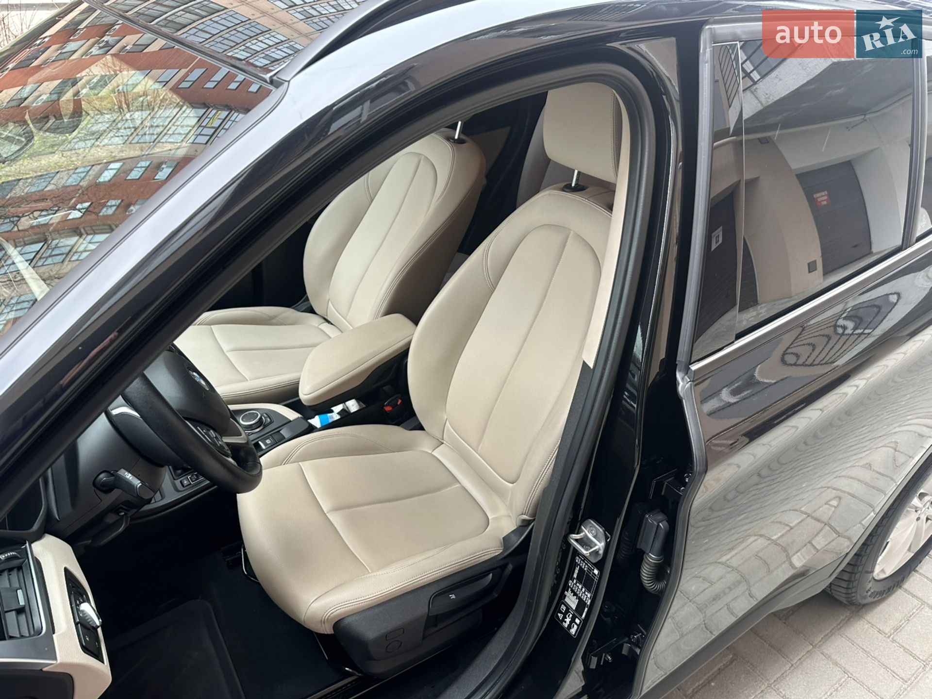 BMW X1 2022 VIN WBA11AD0305V10408 фото оголошення 42 з 57