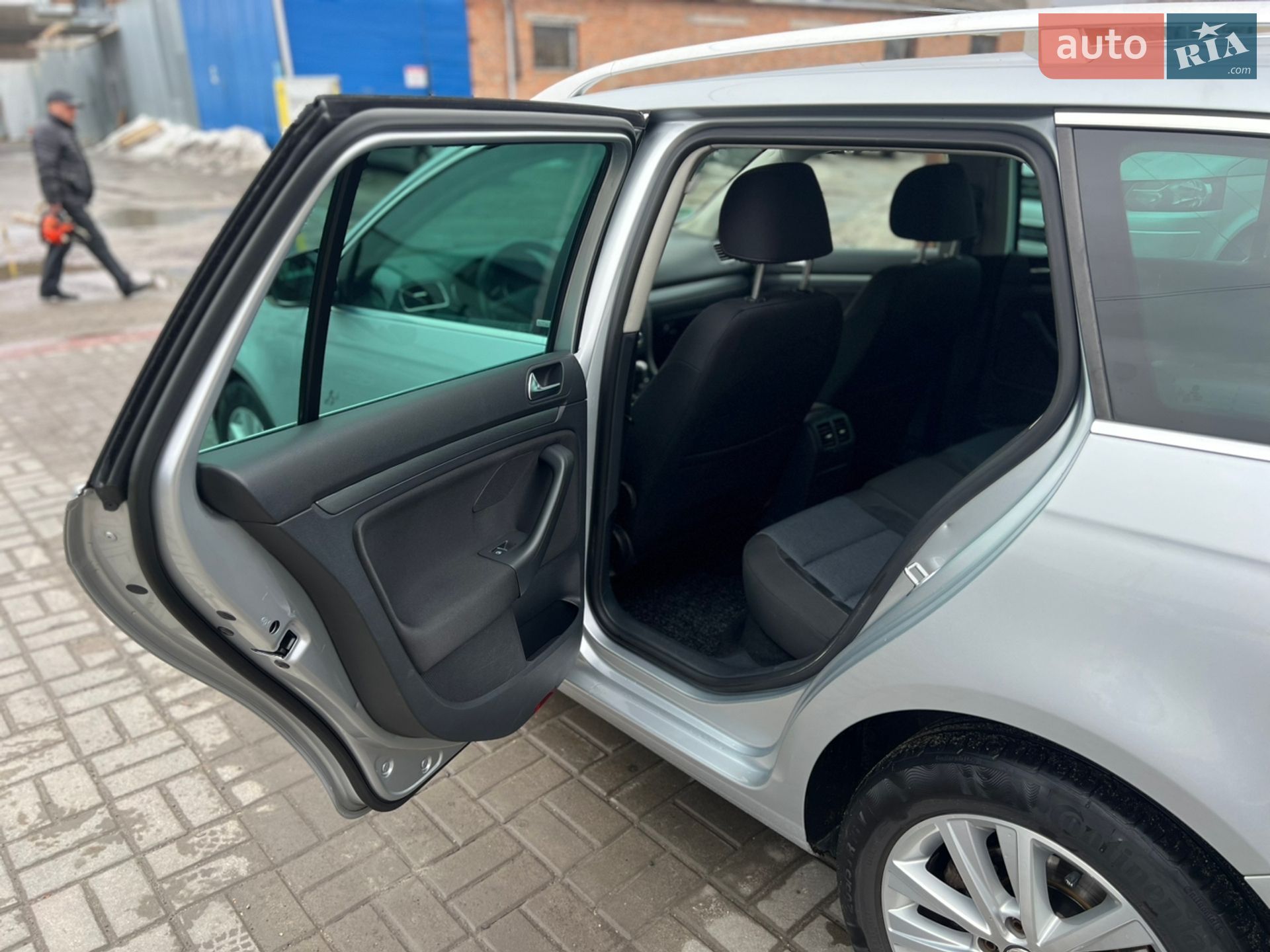 Volkswagen Golf 2011 VIN WVWZZZ1KZCM610100 фото оголошення 21 з 61