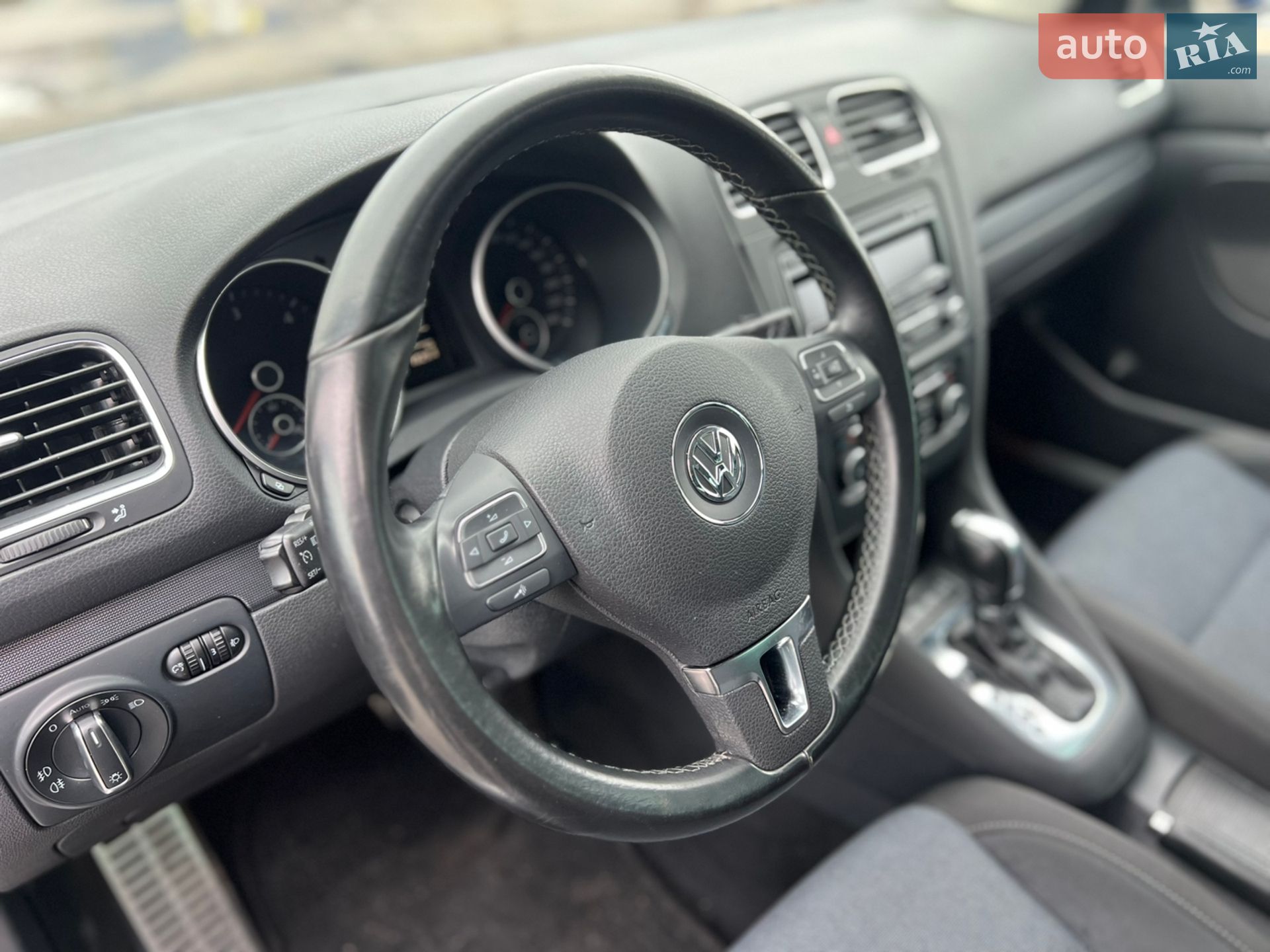 Volkswagen Golf 2011 VIN WVWZZZ1KZCM610100 фото оголошення 37 з 61