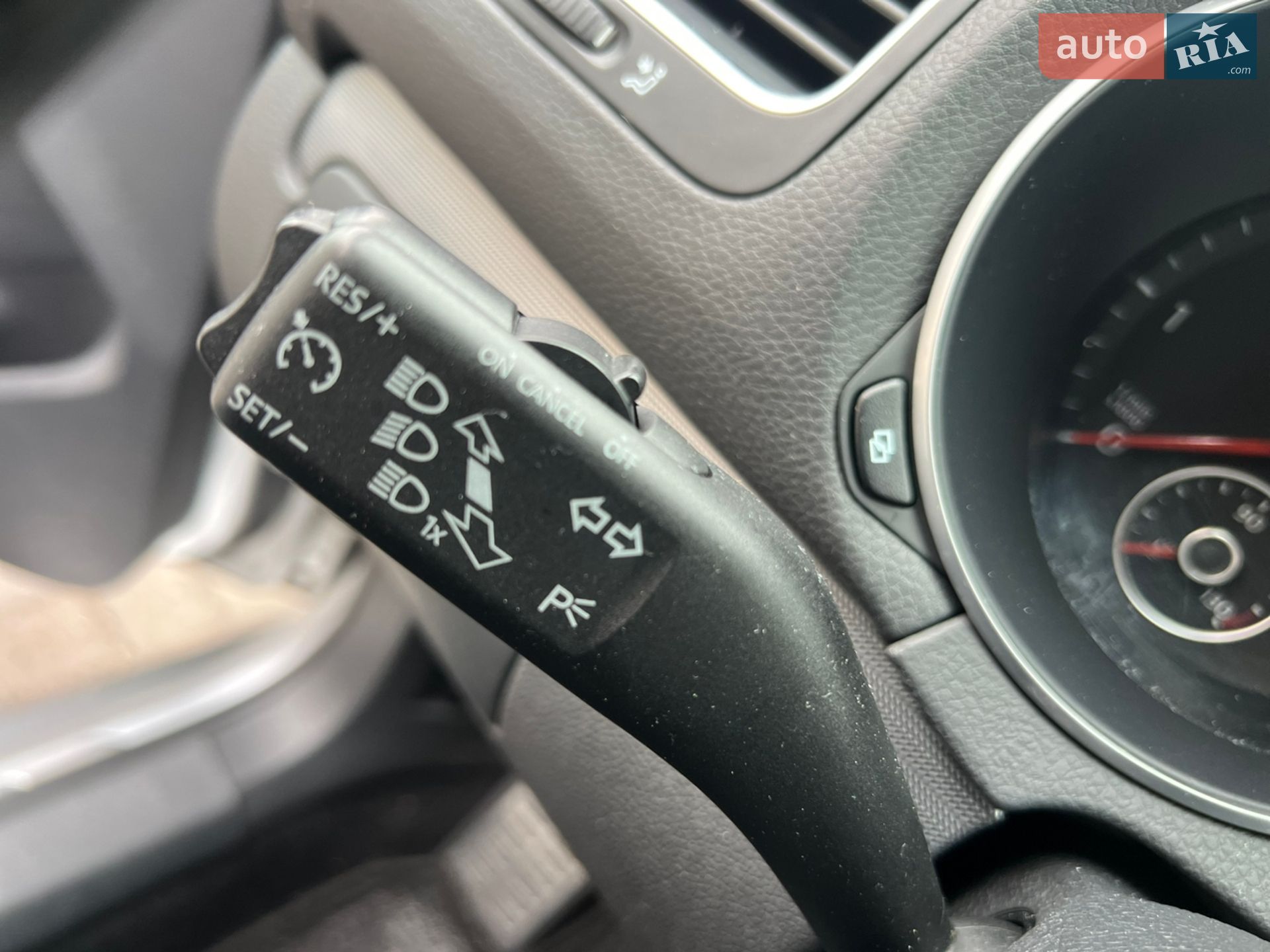 Volkswagen Golf 2011 VIN WVWZZZ1KZCM610100 фото оголошення 39 з 61