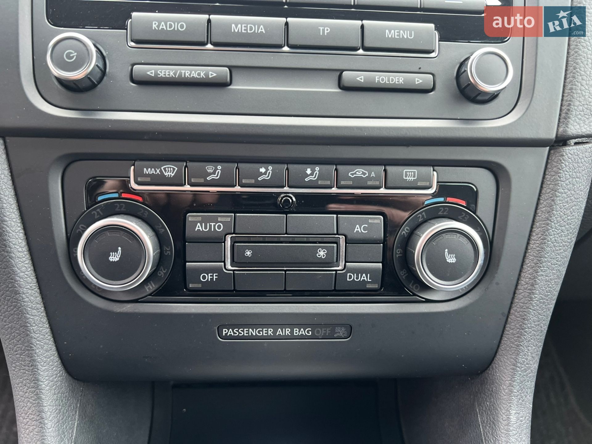 Volkswagen Golf 2011 VIN WVWZZZ1KZCM610100 фото оголошення 40 з 61