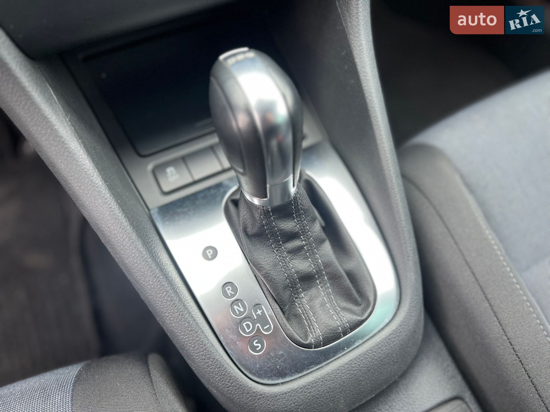 Volkswagen Golf 2011 VIN WVWZZZ1KZCM610100 фото оголошення 42 з 61
