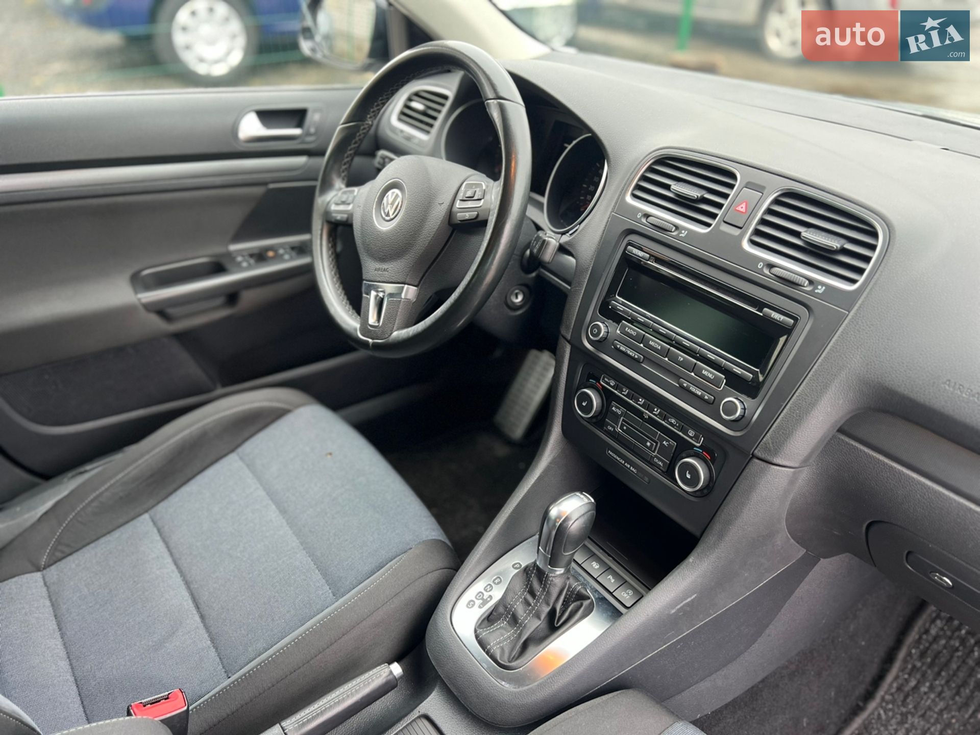 Volkswagen Golf 2011 VIN WVWZZZ1KZCM610100 фото оголошення 52 з 61