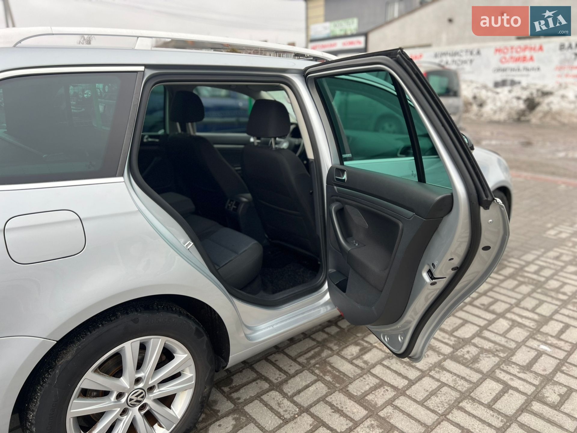 Volkswagen Golf 2011 VIN WVWZZZ1KZCM610100 фото оголошення 55 з 61