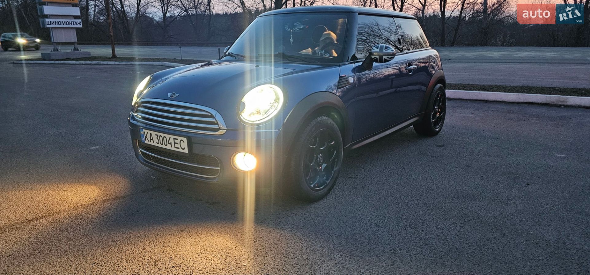 Mini Cooper 2008 VIN WMWMG31070TL29593 фото оголошення 5 з 27