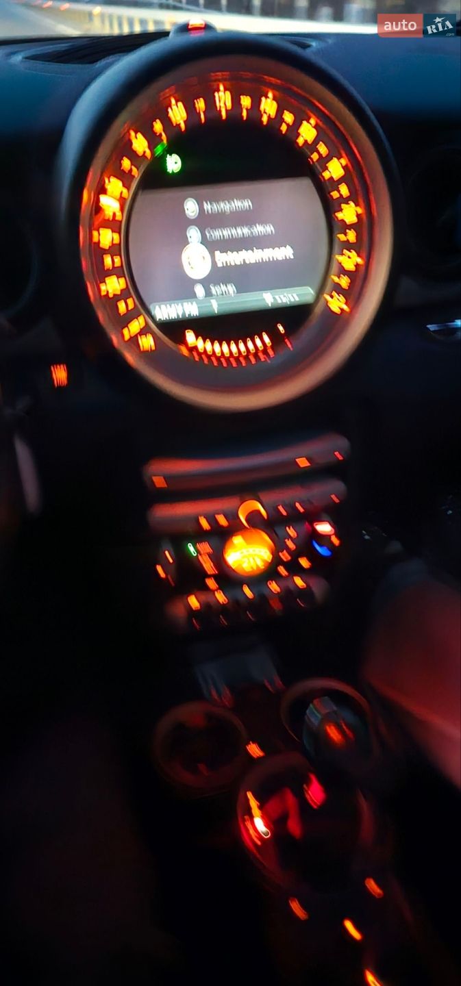 Mini Cooper 2008 VIN WMWMG31070TL29593 фото оголошення 26 з 27