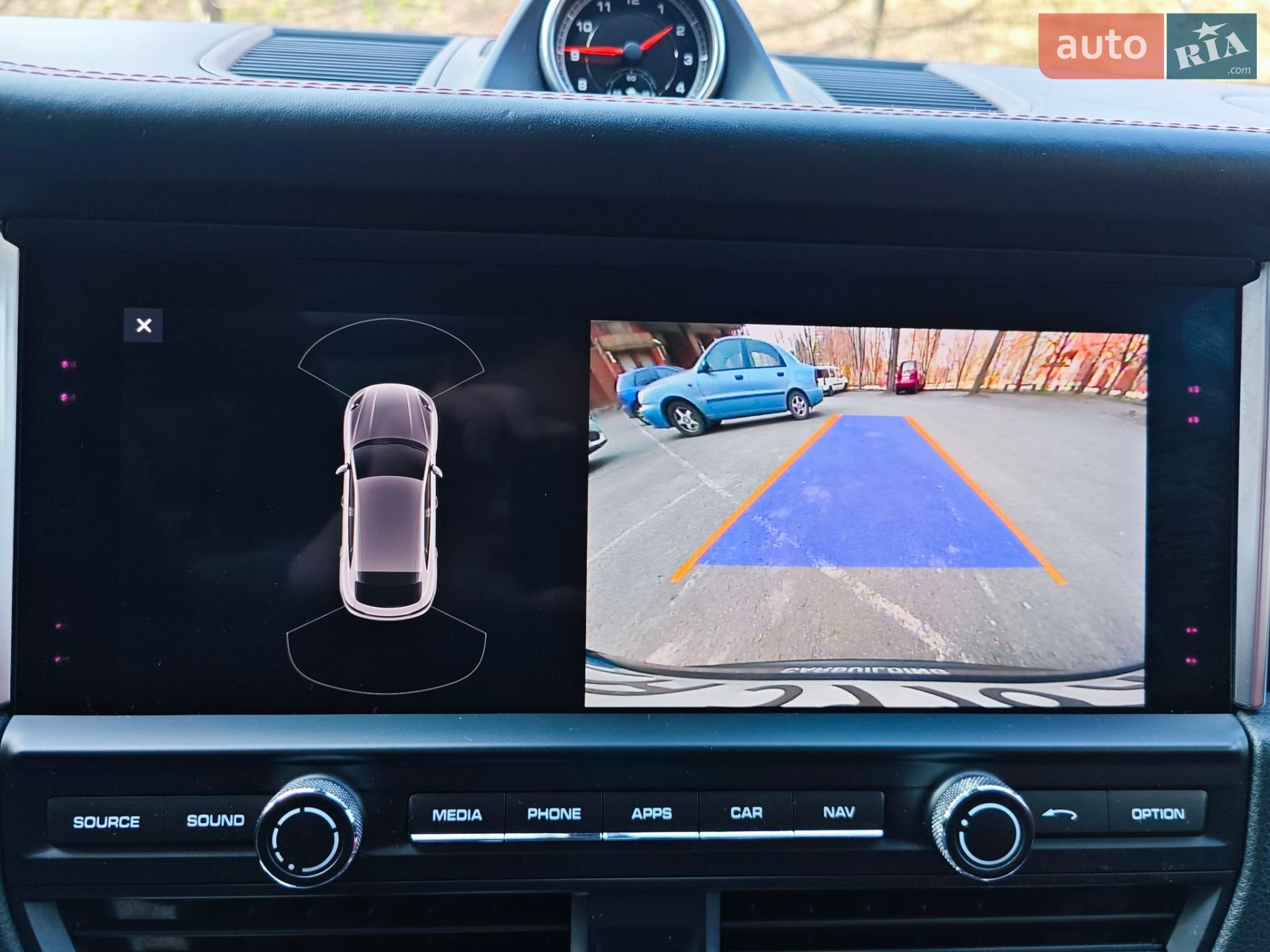 Porsche Macan 2020 VIN WP1AA2A55LLB07604 фото оголошення 12 з 14
