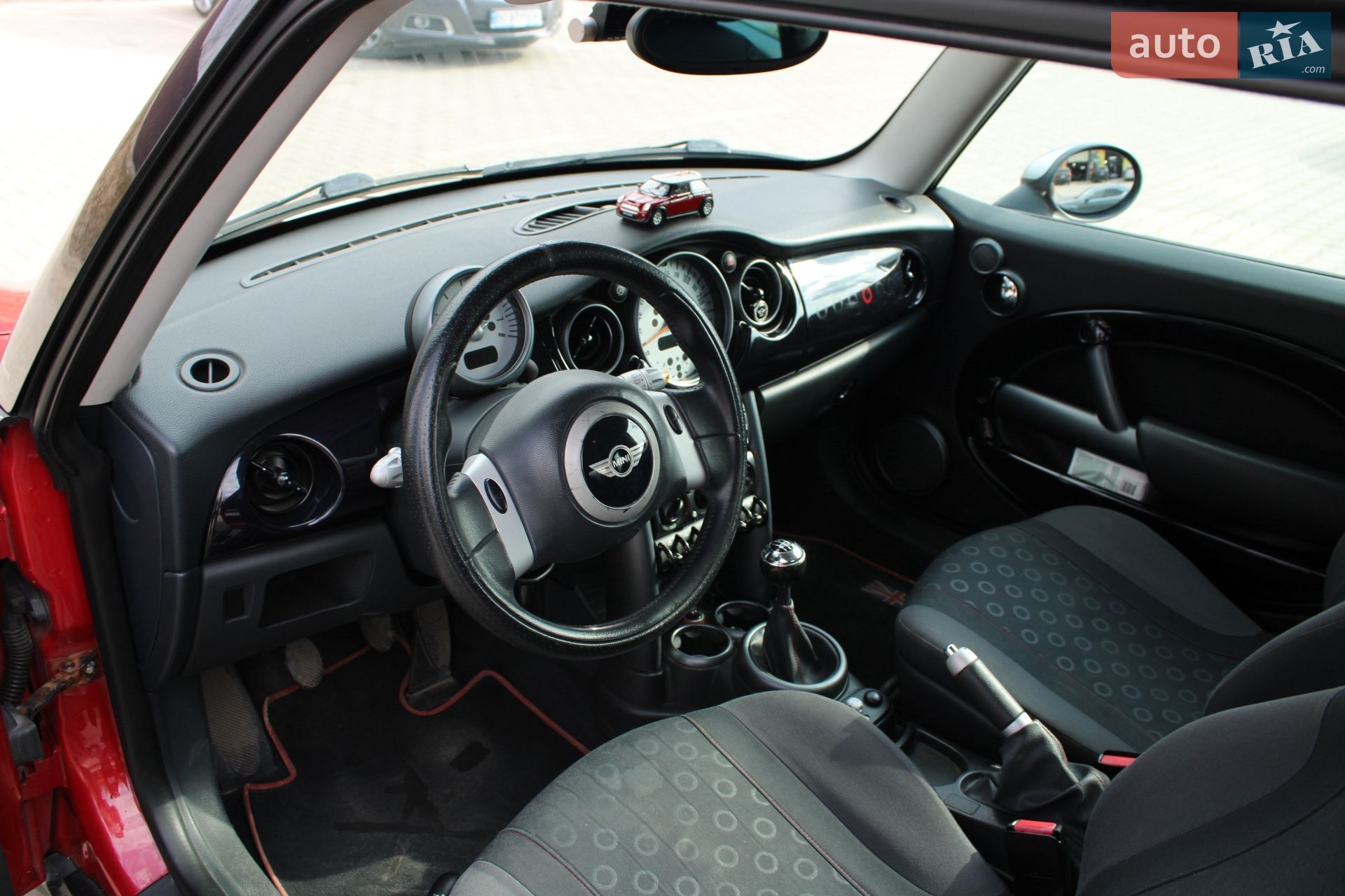 Mini Cooper 2005 VIN WMWRC31020TH77891 фото оголошення 13 з 23
