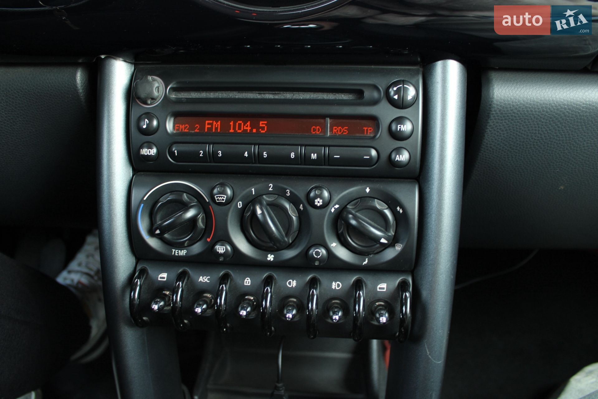 Mini Cooper 2005 VIN WMWRC31020TH77891 фото оголошення 20 з 23