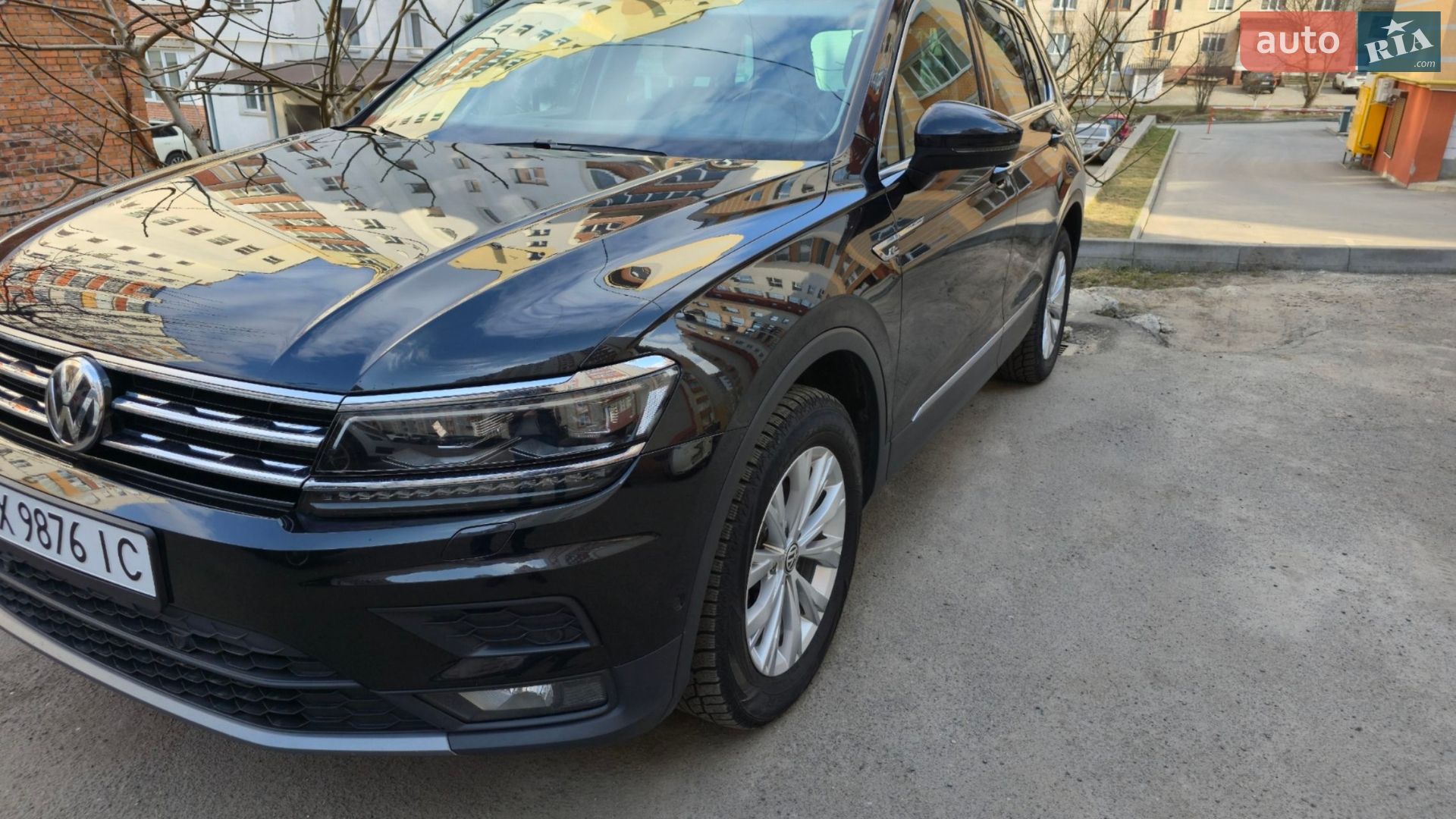 Volkswagen Tiguan 2017 VIN WVGZZZ5NZJW840720 фото оголошення 8 з 16