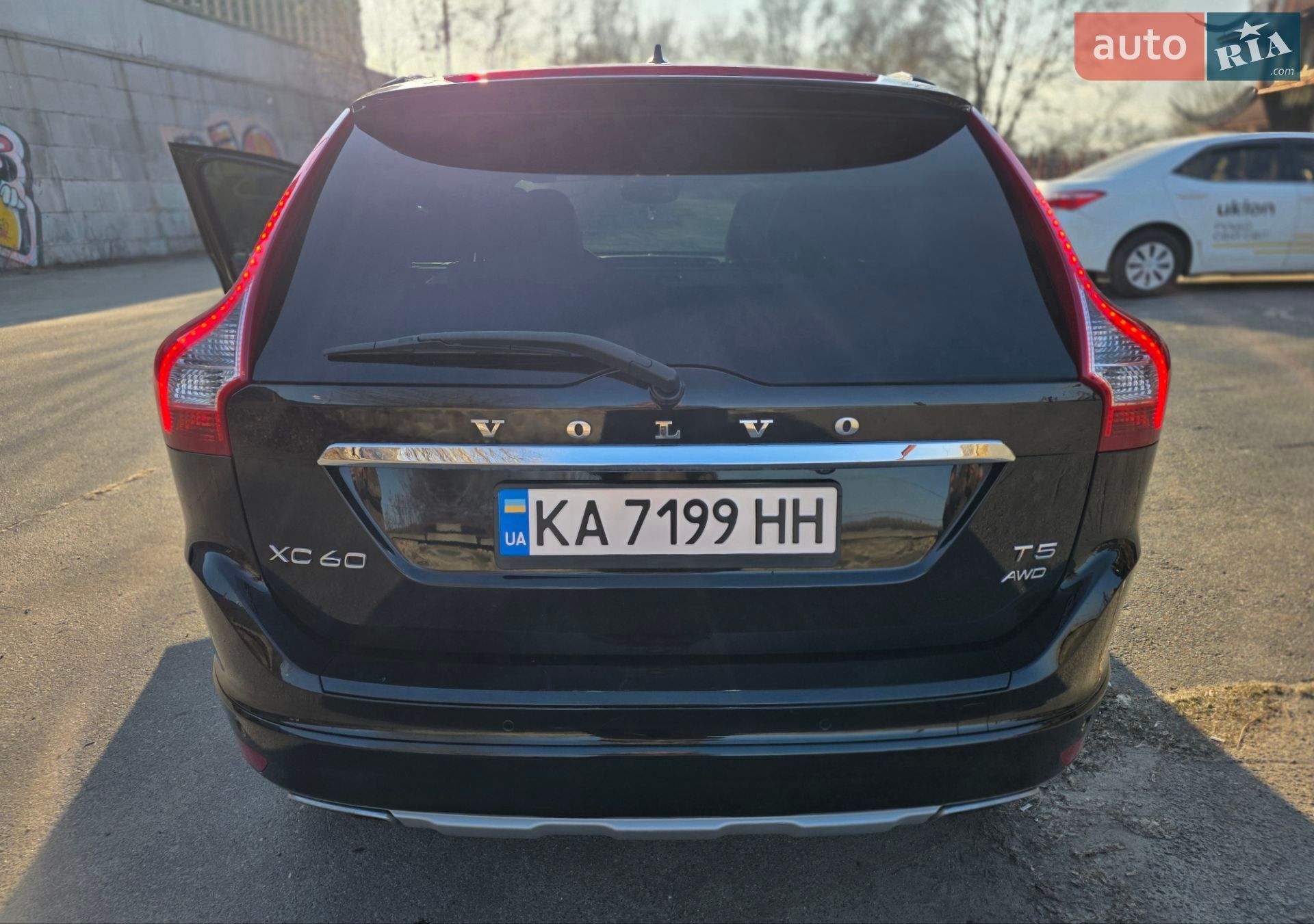 Volvo XC60 2015 VIN YV4612RM7G2863821 фото оголошення 9 з 20