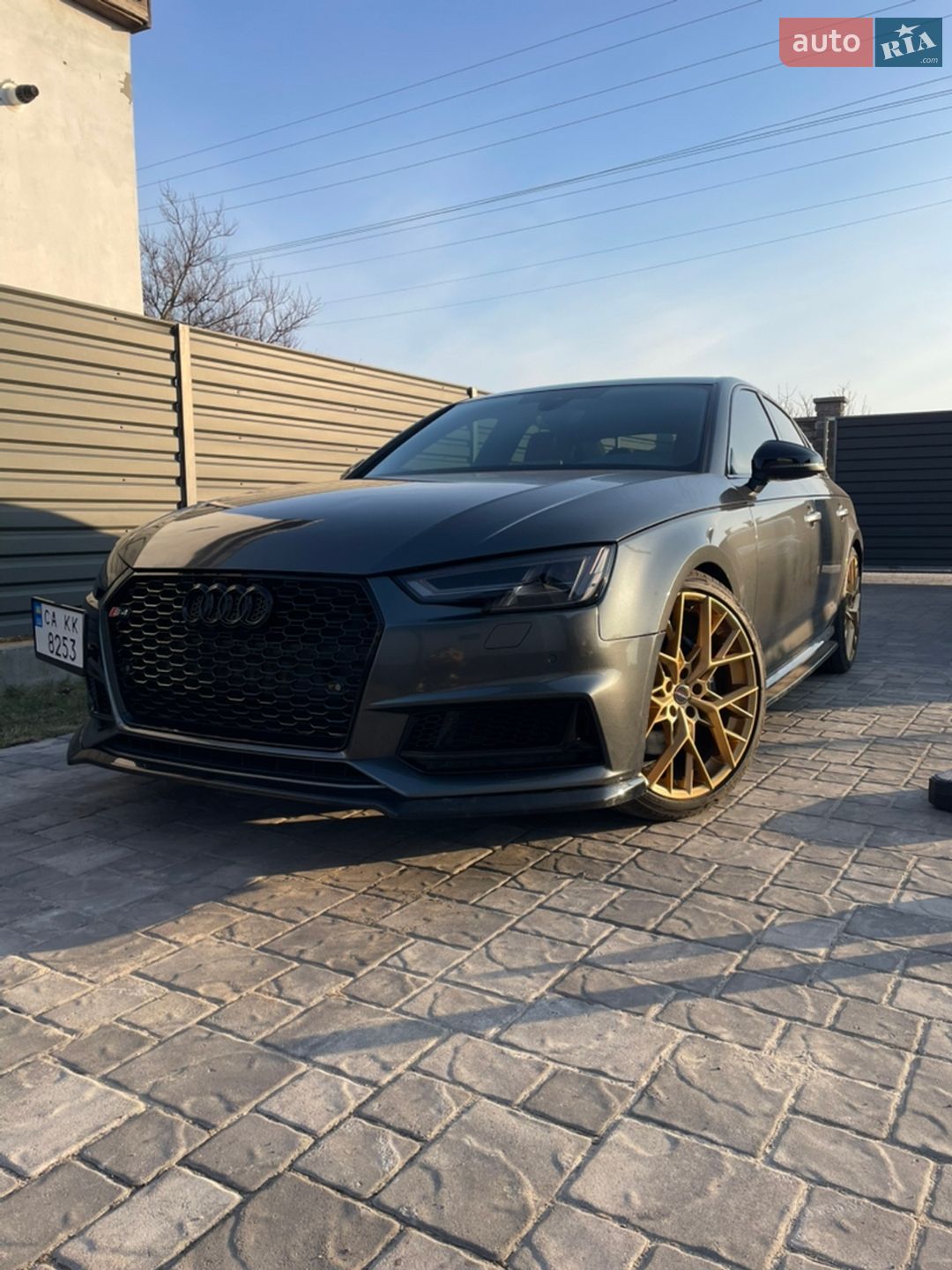 Audi S4 2018 VIN WAUB4AF44JA132734 фото оголошення 8 з 25