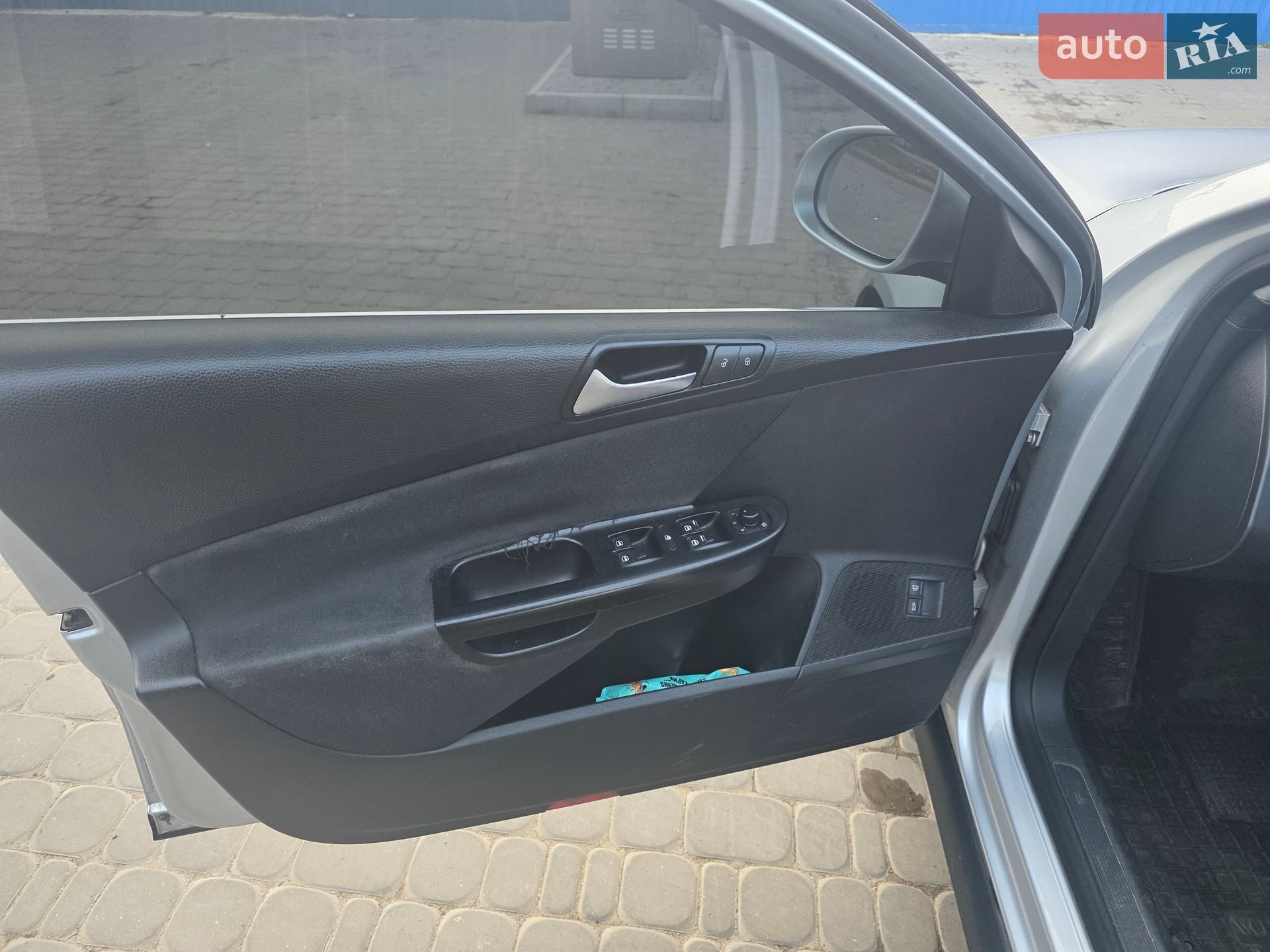 Volkswagen Passat 2009 VIN WVWZZZ3CZ9E090935 фото оголошення 2 з 28