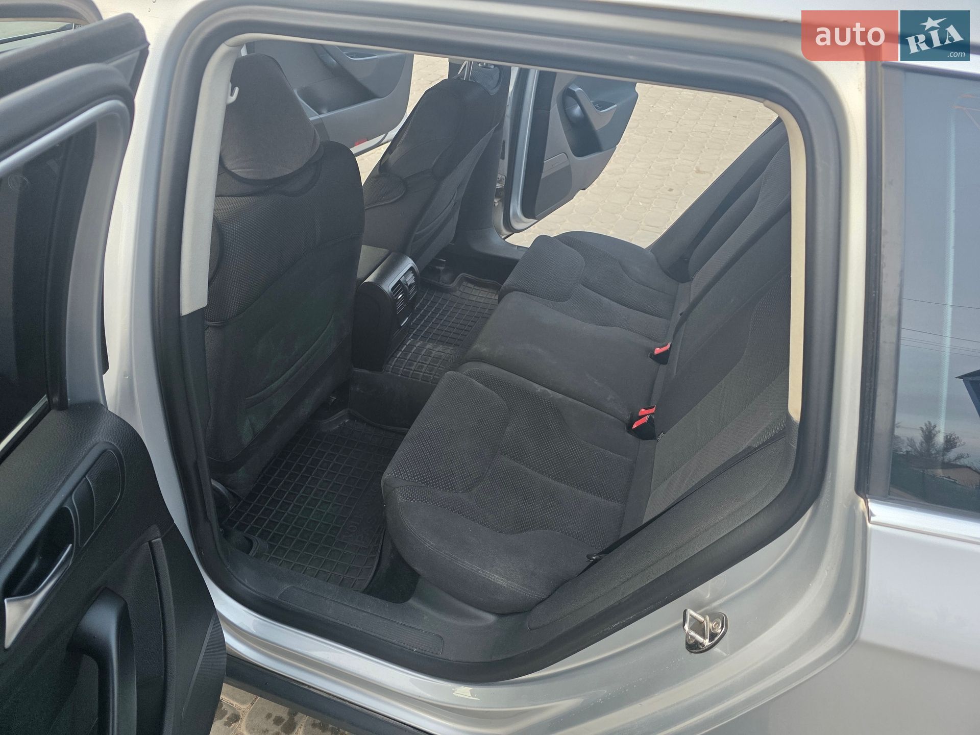 Volkswagen Passat 2009 VIN WVWZZZ3CZ9E090935 фото оголошення 8 з 28