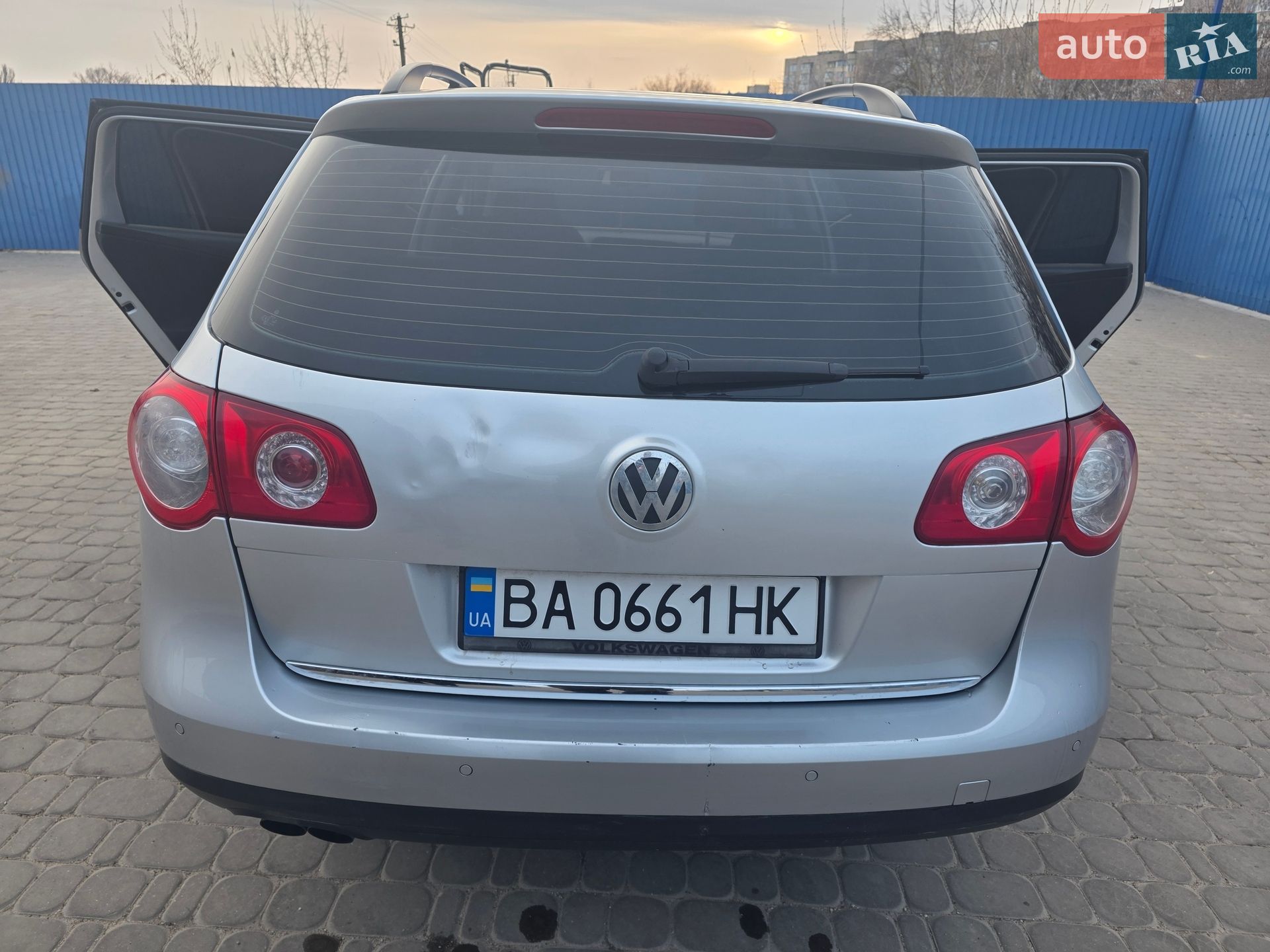 Volkswagen Passat 2009 VIN WVWZZZ3CZ9E090935 фото оголошення 9 з 28