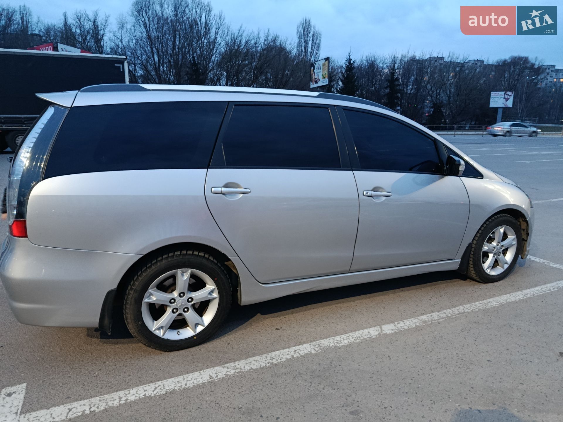 Mitsubishi Grandis 2007 VIN JMBLRNA4W8Z001046 фото оголошення 5 з 17