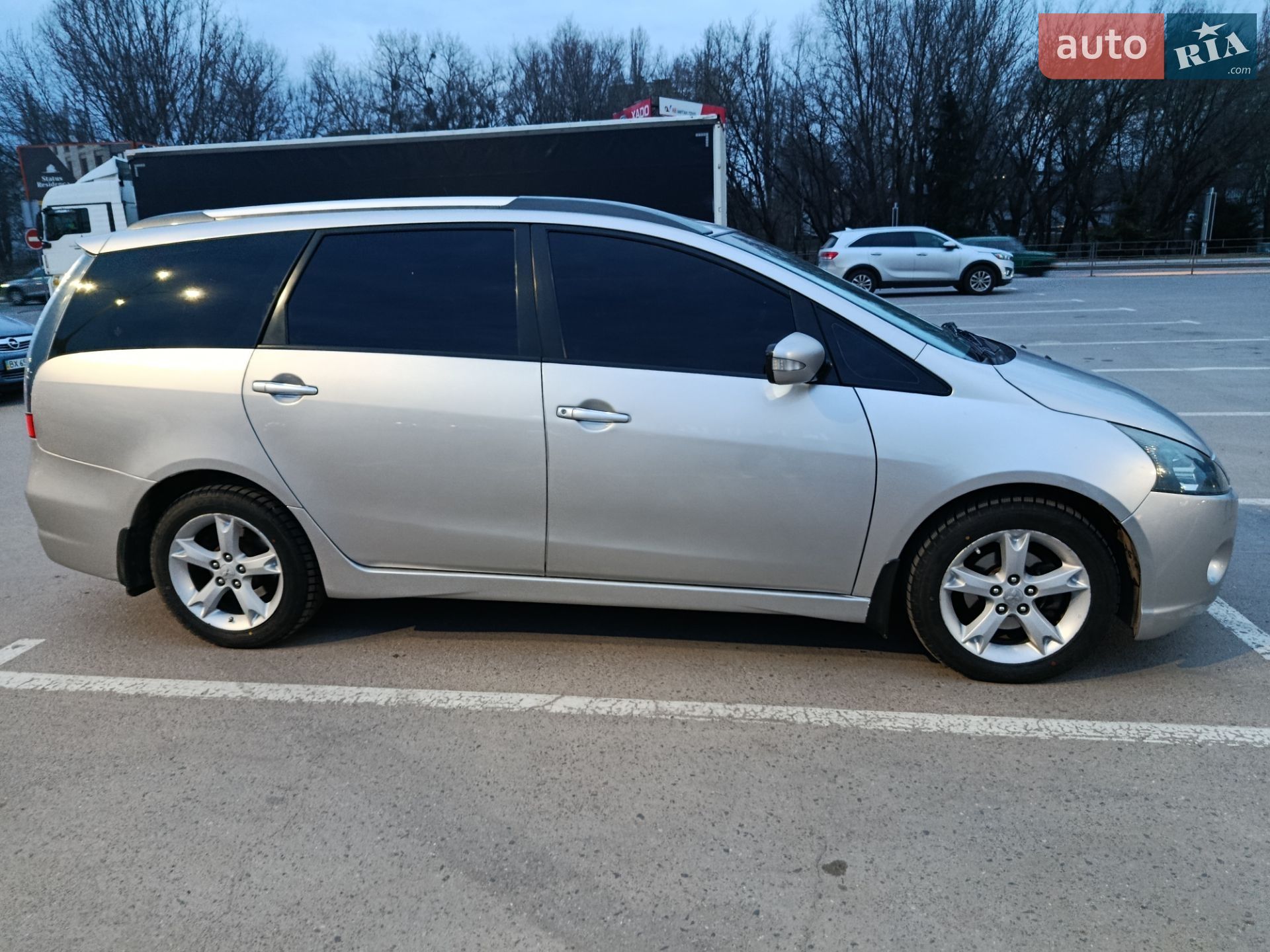 Mitsubishi Grandis 2007 VIN JMBLRNA4W8Z001046 фото оголошення 15 з 17