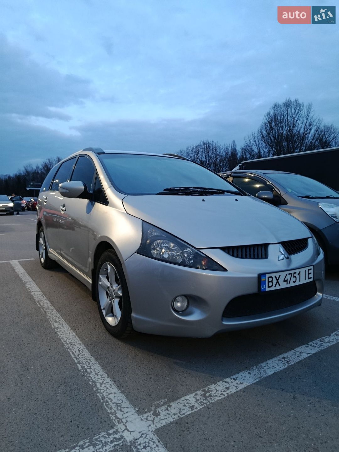 Mitsubishi Grandis 2007 VIN JMBLRNA4W8Z001046 фото оголошення 17 з 17