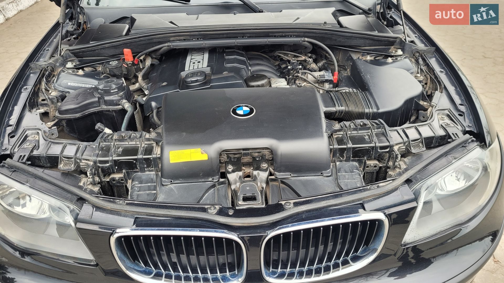 BMW 1 Series 2009 VIN WBAUH31070E406383 фото оголошення 15 з 20