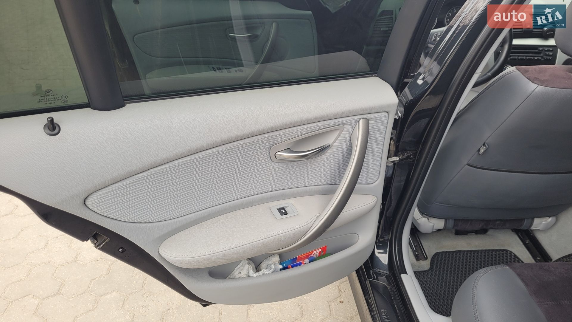 BMW 1 Series 2009 VIN WBAUH31070E406383 фото оголошення 20 з 20