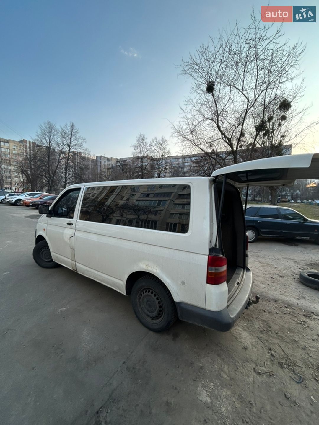 Volkswagen Transporter 2004 VIN WV1ZZZ7HZ4H063945 фото оголошення 3 з 11