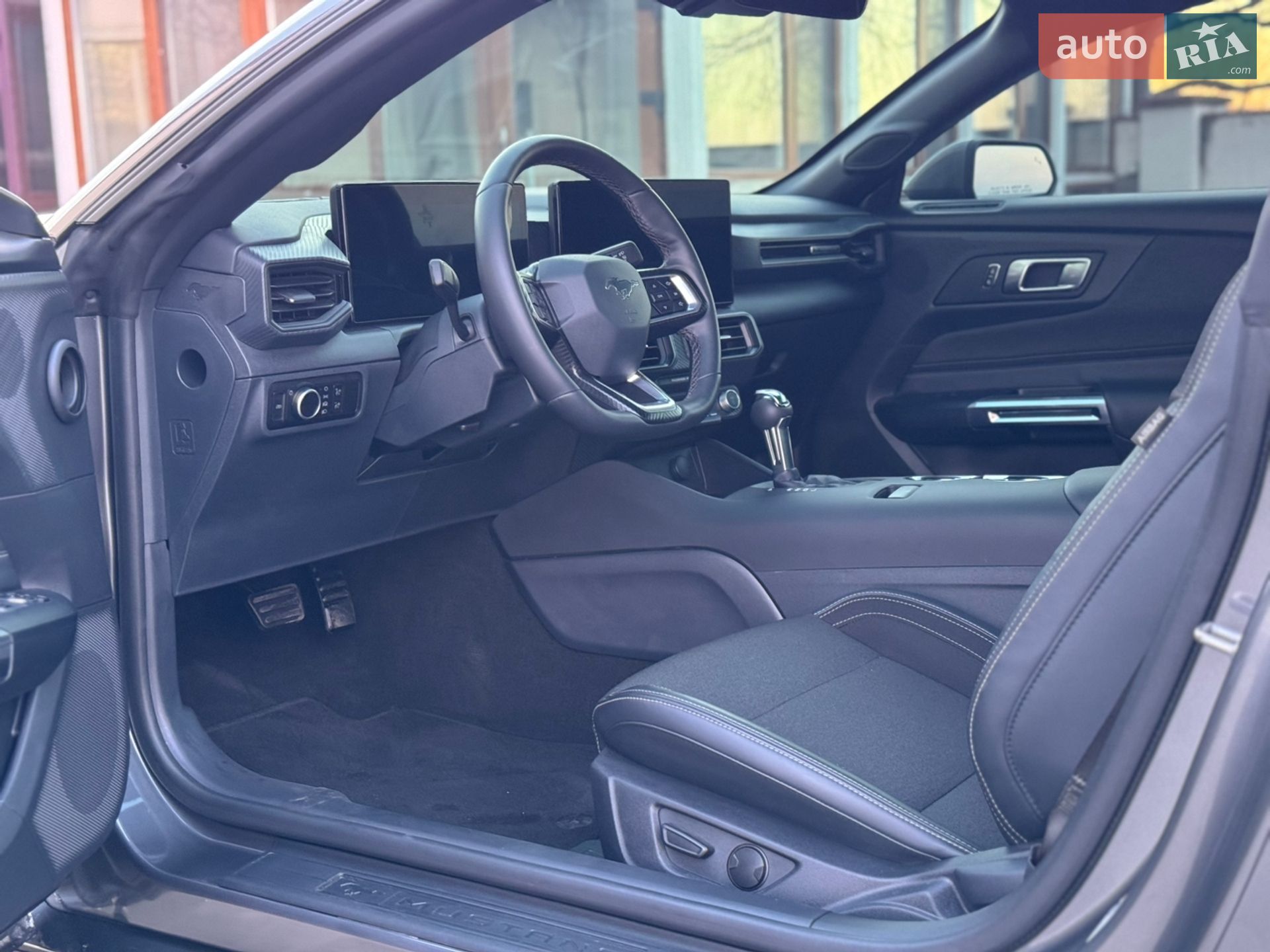 Ford Mustang 2025 VIN 1FA6P8TH7S5129502 фото оголошення 37 з 49