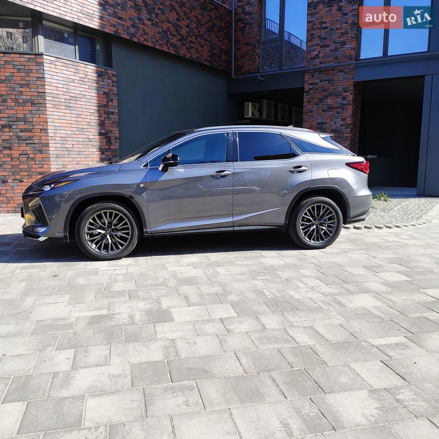 Lexus RX 2021 VIN 2T2SZMDA1MC288319 фото оголошення 25 з 31