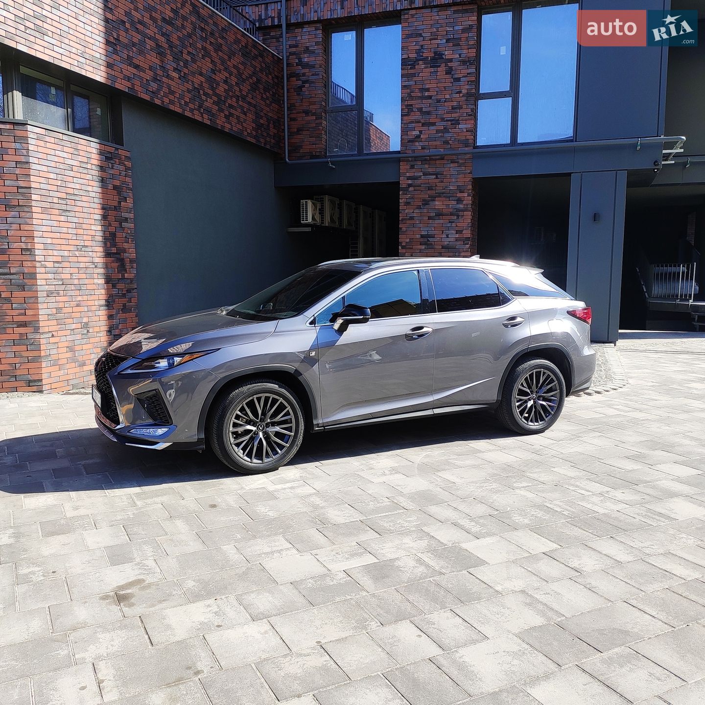 Lexus RX 2021 VIN 2T2SZMDA1MC288319 фото оголошення 30 з 31