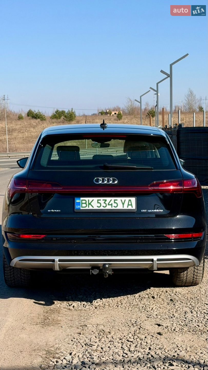 Audi e-tron 2021 VIN WAUZZZGE5NB000510 фото оголошення 5 з 15
