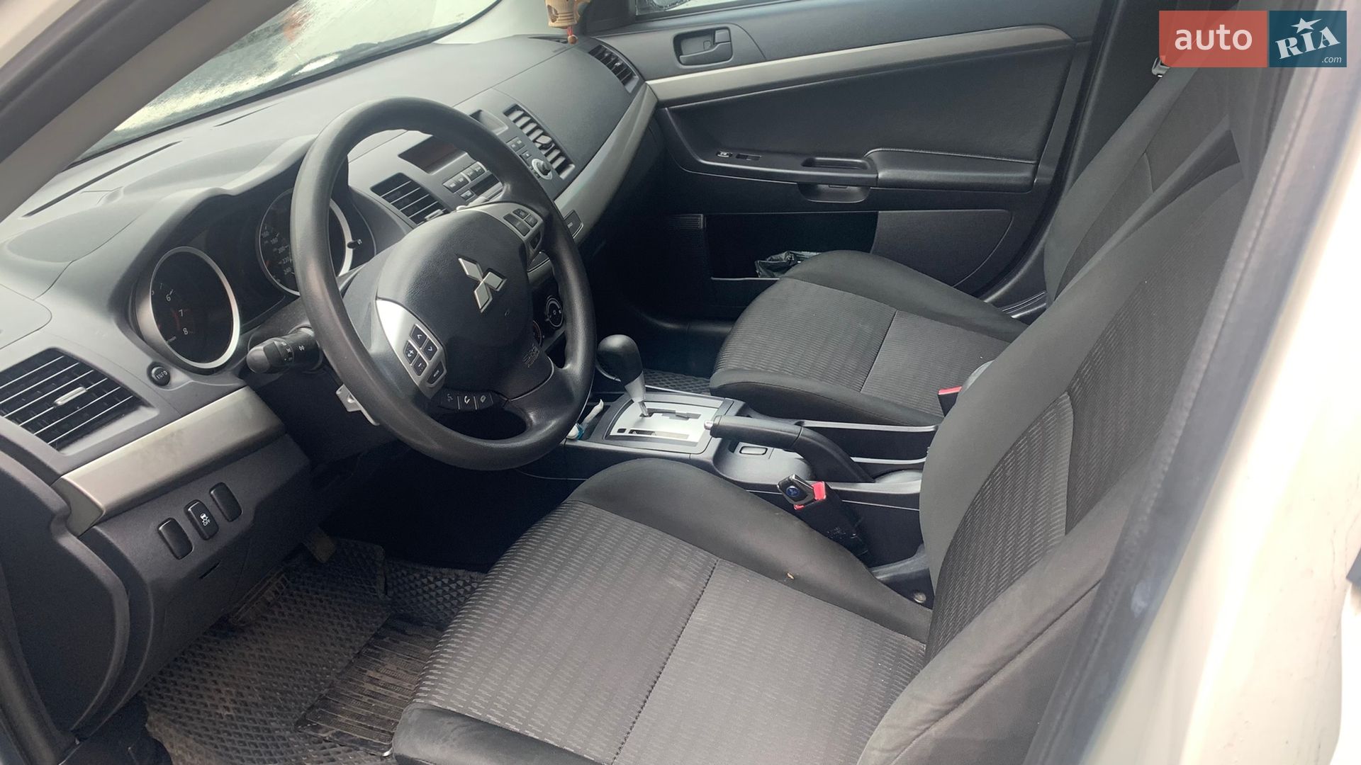 Mitsubishi Lancer 2012 VIN JA32V2FW9CU607592 фото оголошення 2 з 10