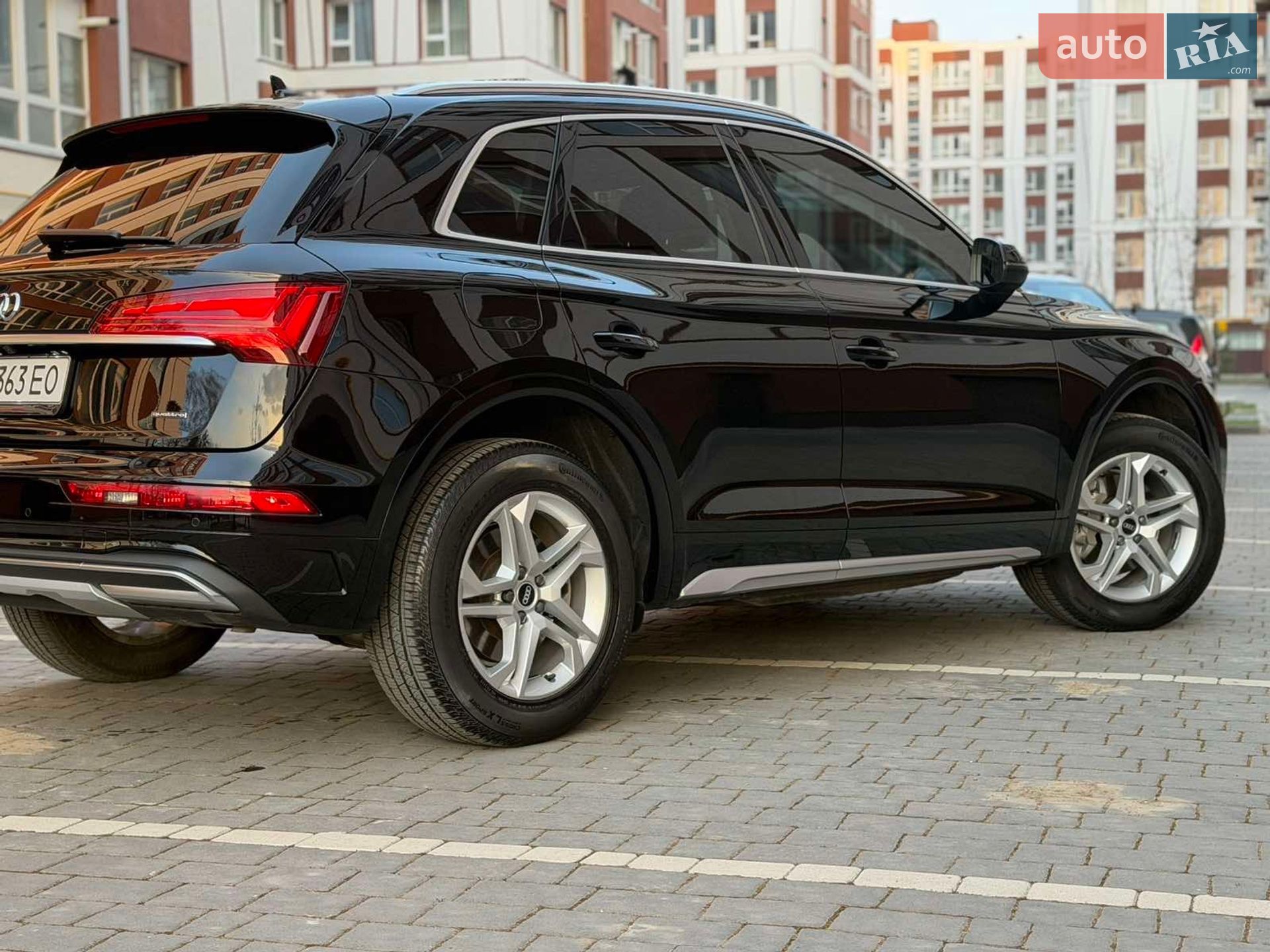 Audi Q5 2020 VIN WA1AAAFY8M2003740 фото оголошення 76 з 99
