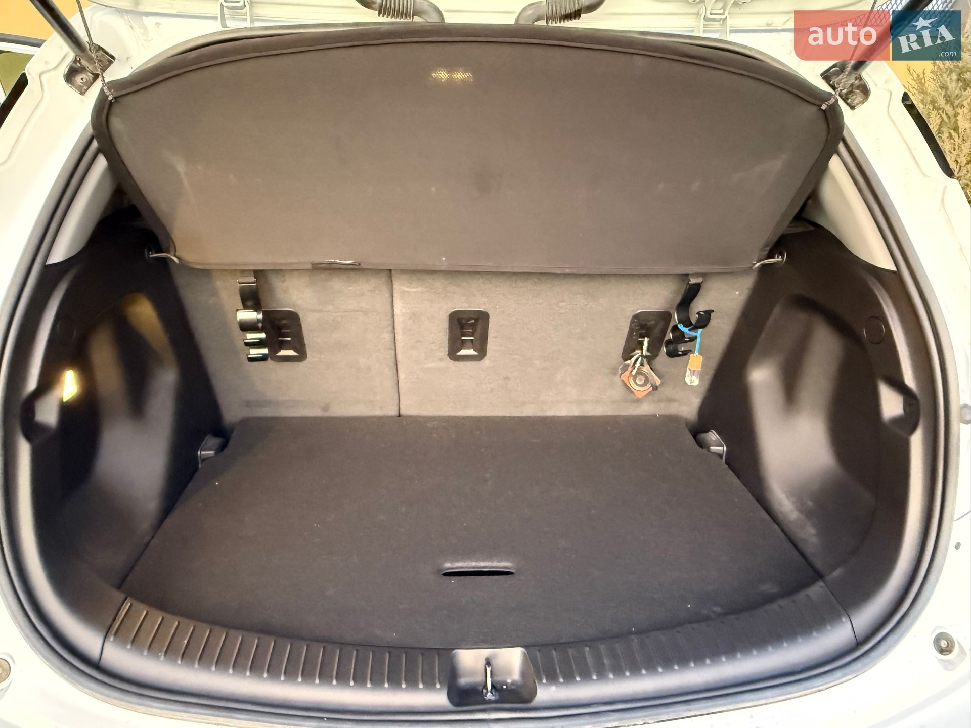 Chevrolet Bolt EV 2023 VIN 1G1FW6S03P4171362 фото оголошення 9 з 15