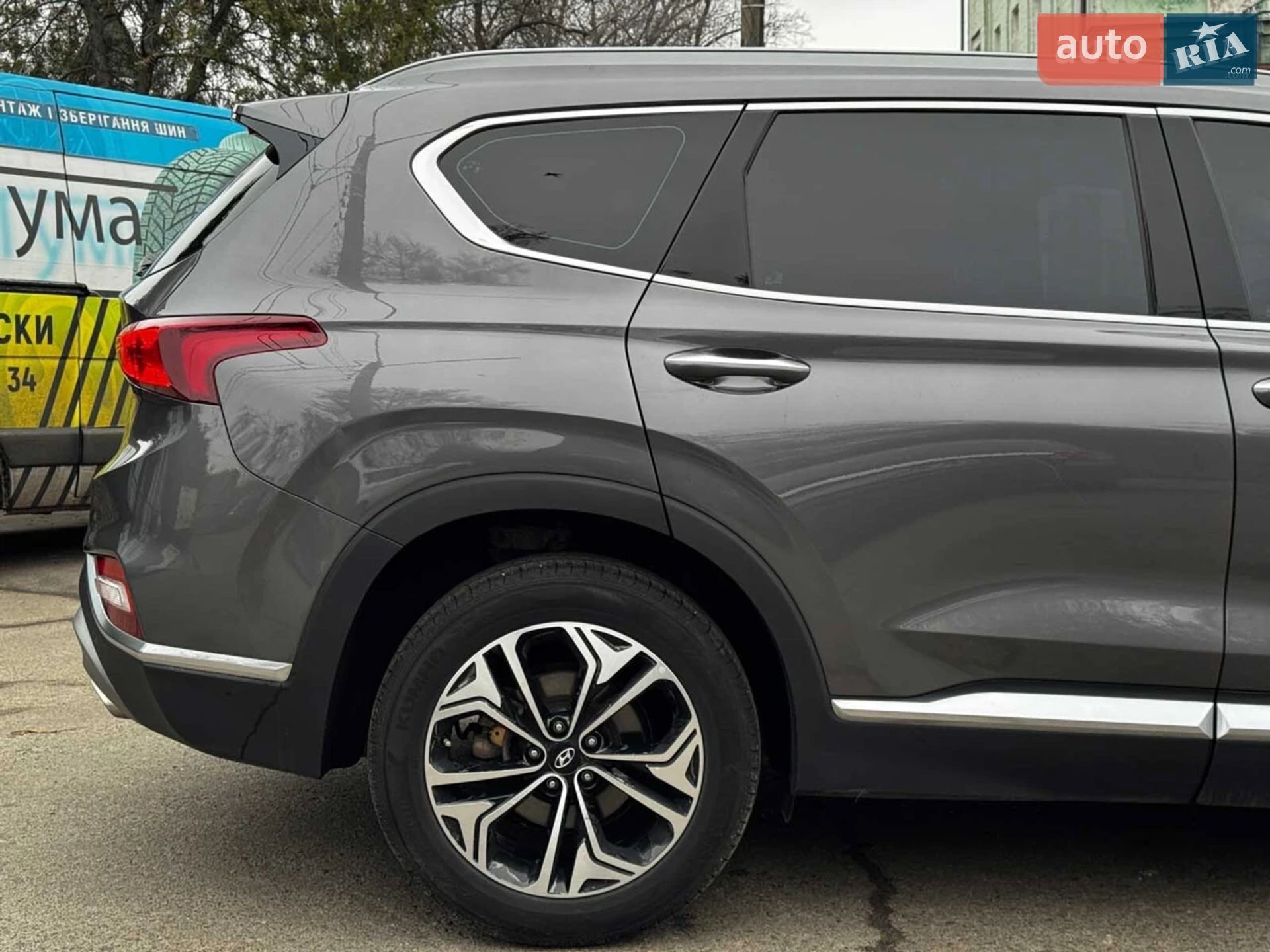 Hyundai Santa FE 2019 VIN KMHS381BBLU221787 фото оголошення 5 з 54