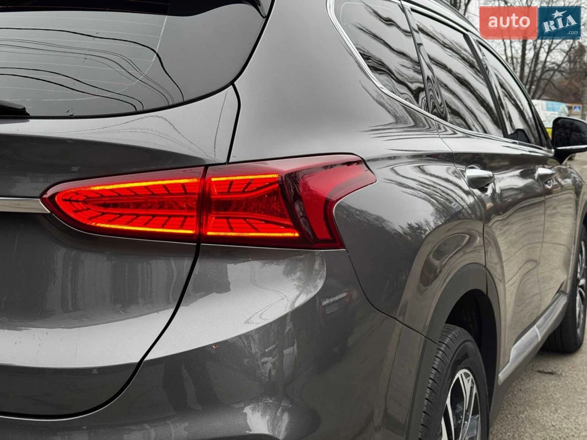 Hyundai Santa FE 2019 VIN KMHS381BBLU221787 фото оголошення 7 з 54