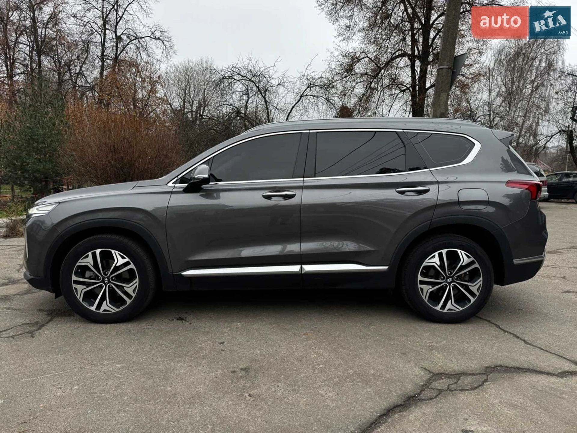 Hyundai Santa FE 2019 VIN KMHS381BBLU221787 фото оголошення 10 з 54