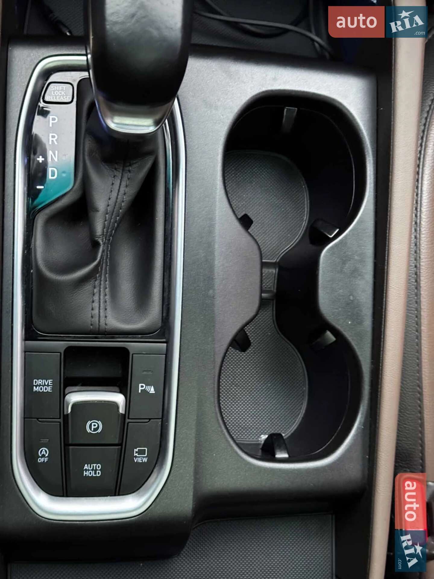 Hyundai Santa FE 2019 VIN KMHS381BBLU221787 фото оголошення 29 з 54