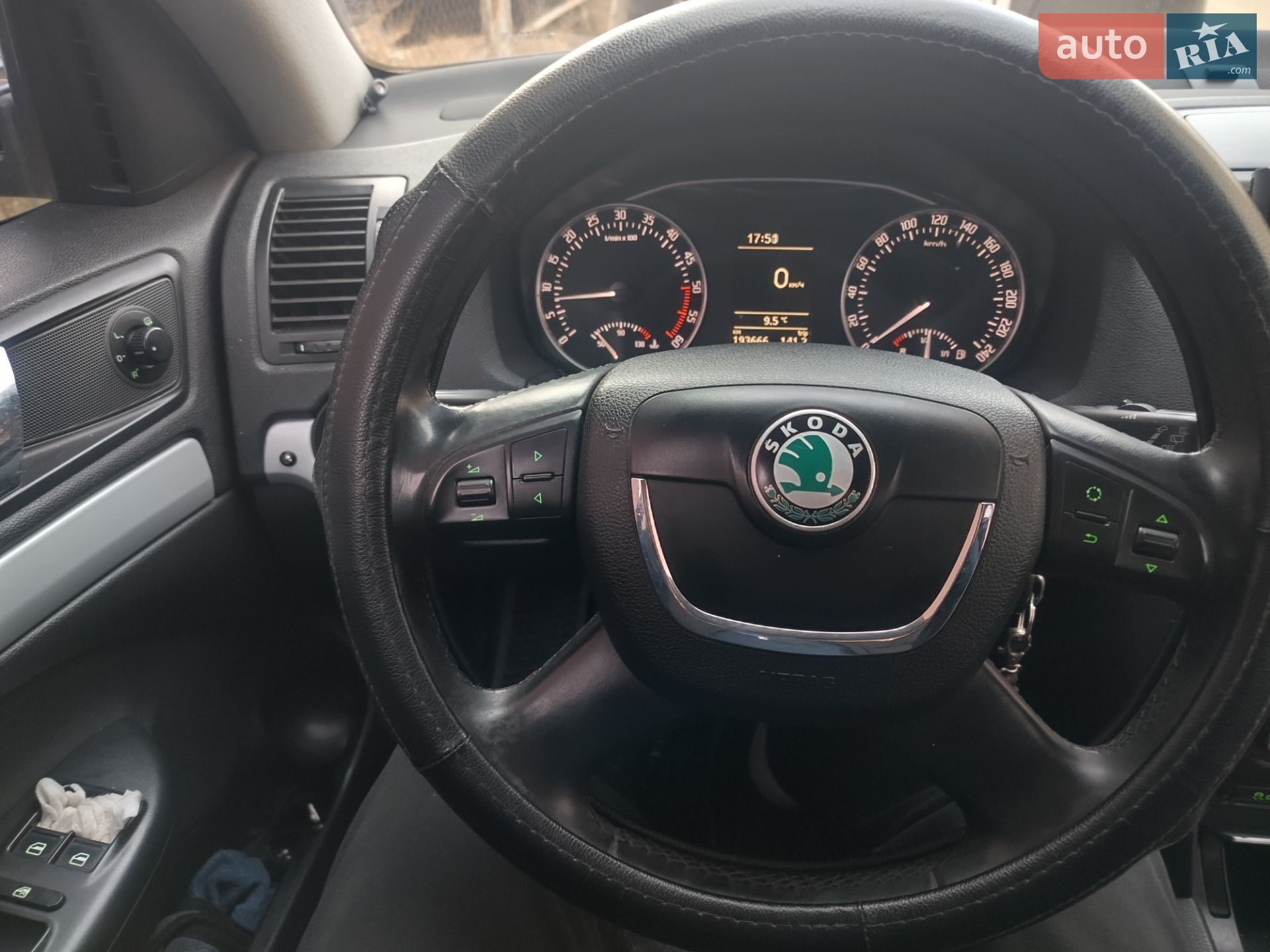 Skoda Octavia 2010 VIN TMBTEC1Z0B8022078 фото оголошення 2 з 29