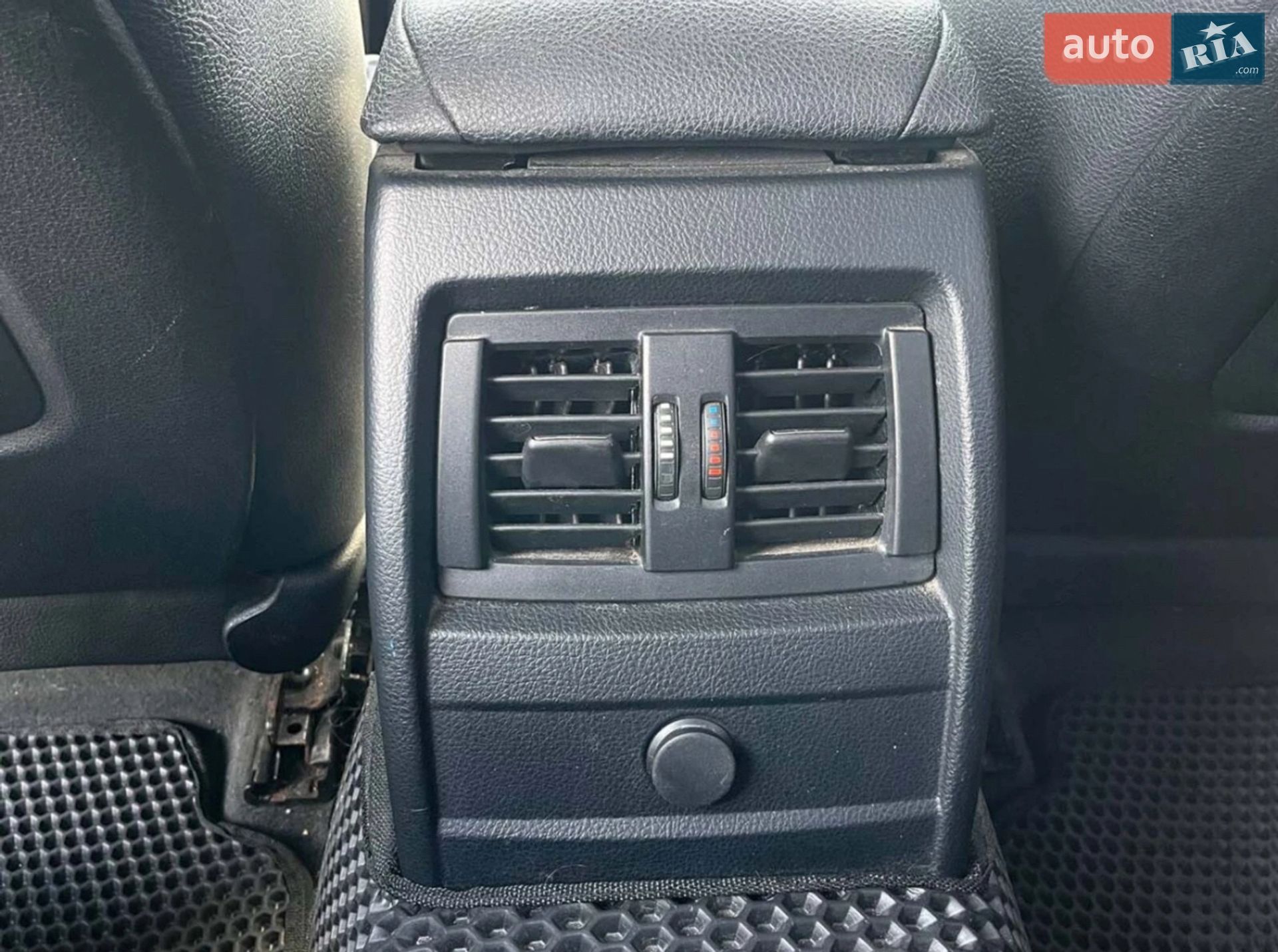 BMW 3 Series 2014 VIN WBA3B5C55EF959312 фото оголошення 14 з 34