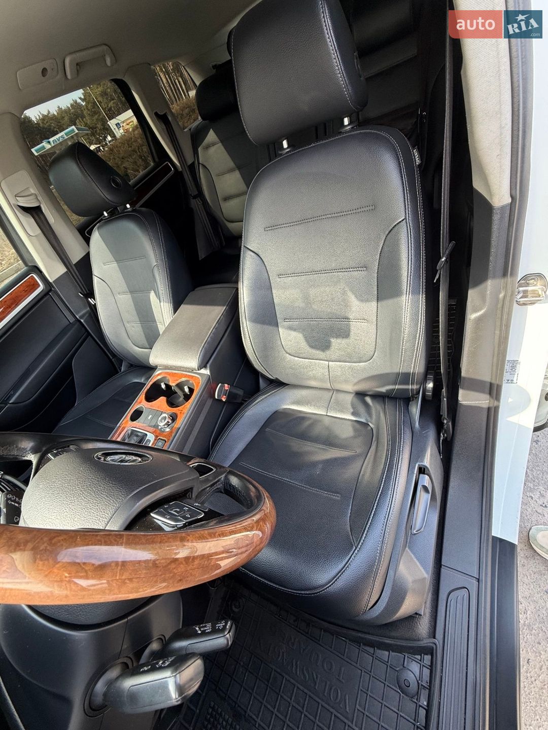 Volkswagen Touareg 2012 VIN WVGZZZ7PZCD059079 фото оголошення 21 з 35