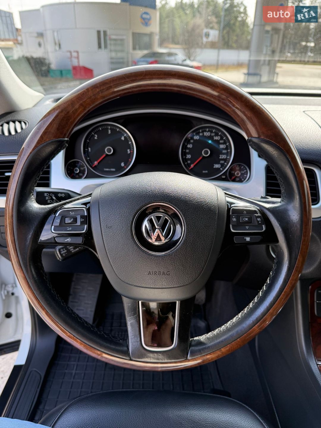 Volkswagen Touareg 2012 VIN WVGZZZ7PZCD059079 фото оголошення 23 з 35