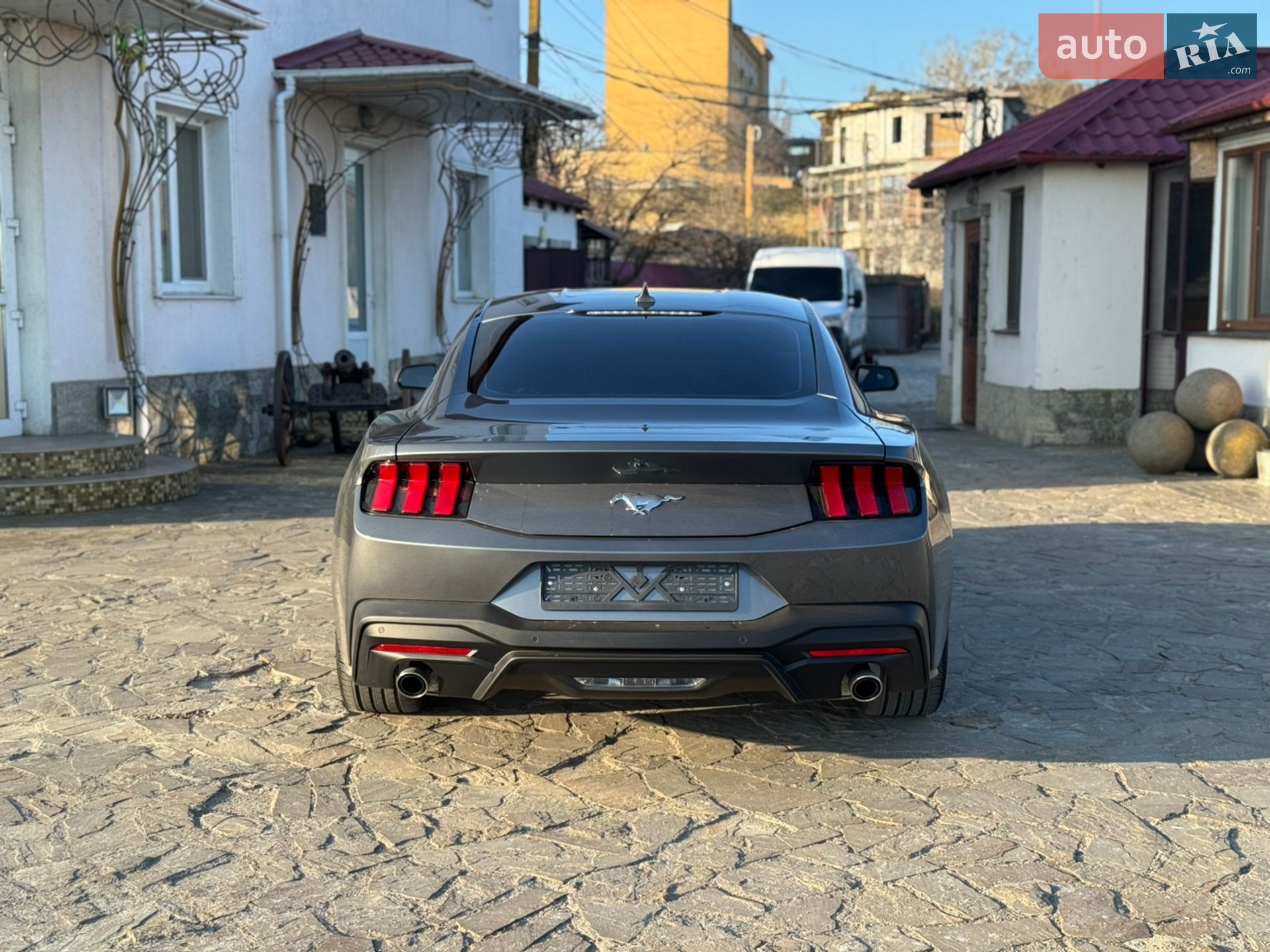 Ford Mustang 2025 VIN 1FA6P8TH7S5129502 фото оголошення 10 з 49