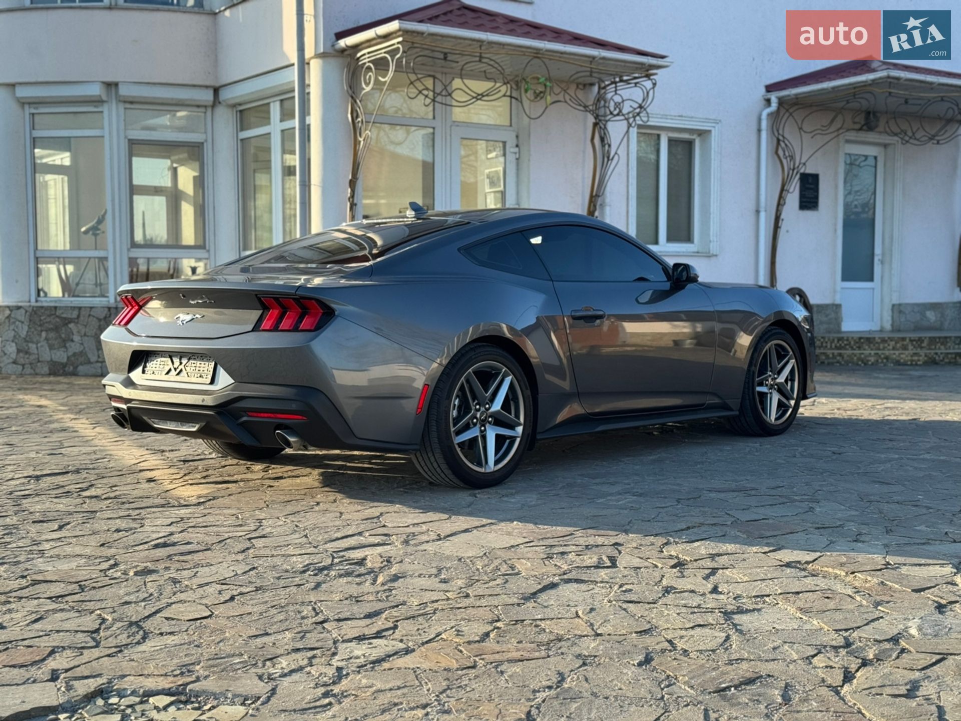 Ford Mustang 2025 VIN 1FA6P8TH7S5129502 фото оголошення 18 з 49