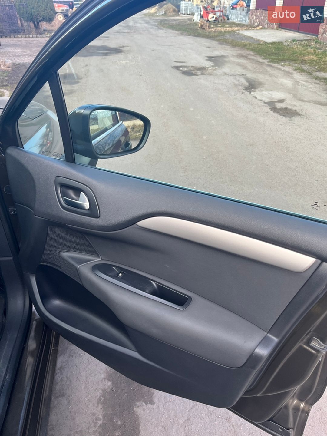 Citroen C4 2014 VIN VF7NC9HJCEY510161 фото оголошення 15 з 20
