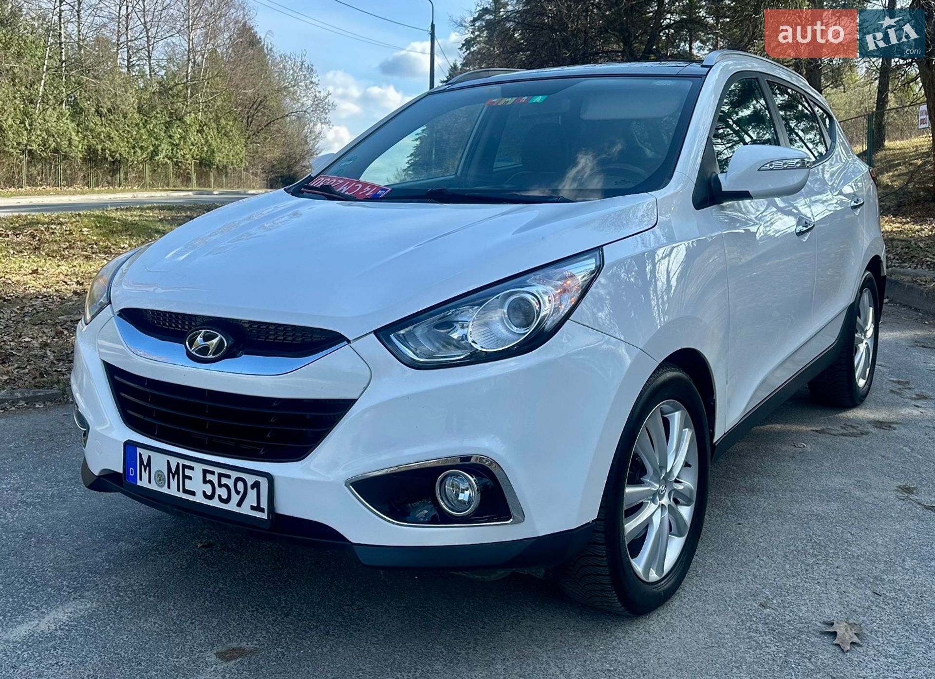 Hyundai ix35 2012 VIN TMAJU81VDCJ276588 фото оголошення 2 з 49
