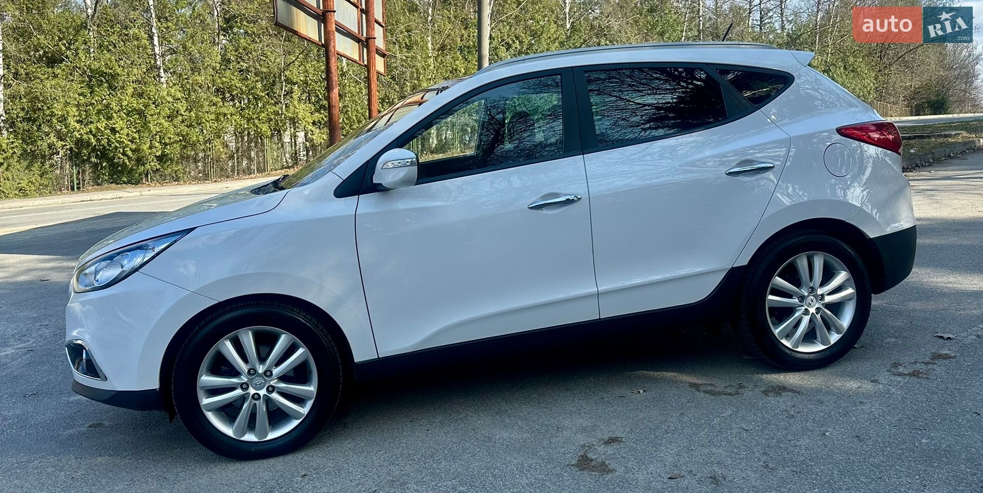 Hyundai ix35 2012 VIN TMAJU81VDCJ276588 фото оголошення 6 з 49