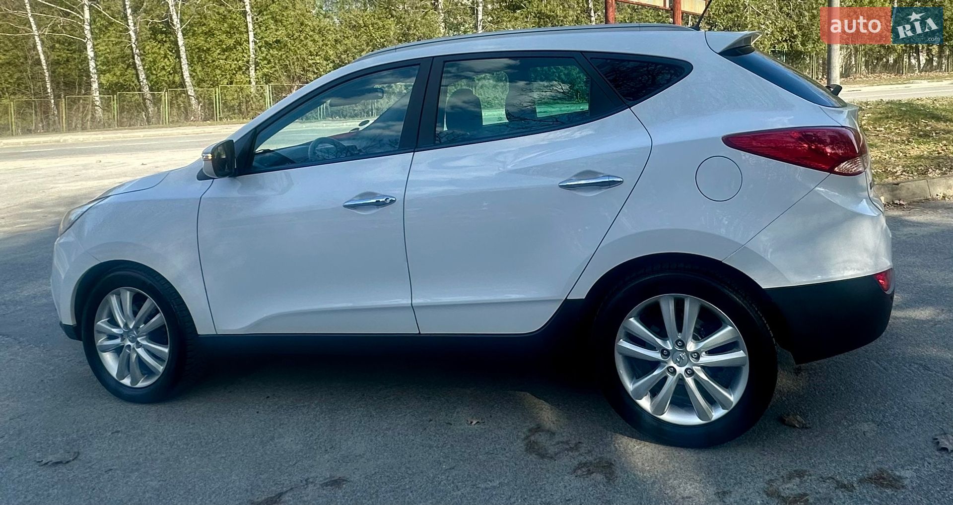 Hyundai ix35 2012 VIN TMAJU81VDCJ276588 фото оголошення 9 з 49