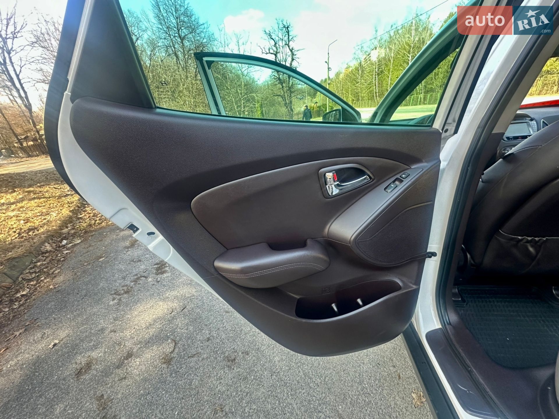 Hyundai ix35 2012 VIN TMAJU81VDCJ276588 фото оголошення 24 з 49